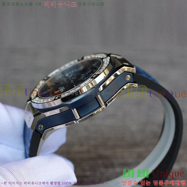 ST ������ hublot ��� 301 PB 131 RX 88HT17721-6