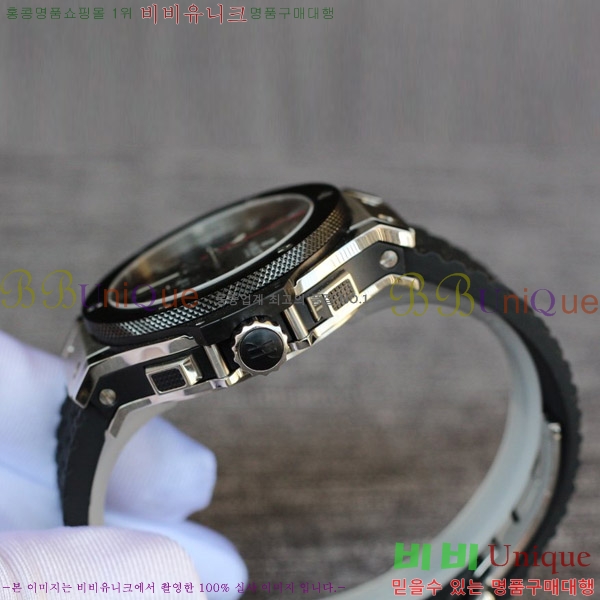 ST ������ hublot ��� 301 PB 131 RX 88HT17721-1