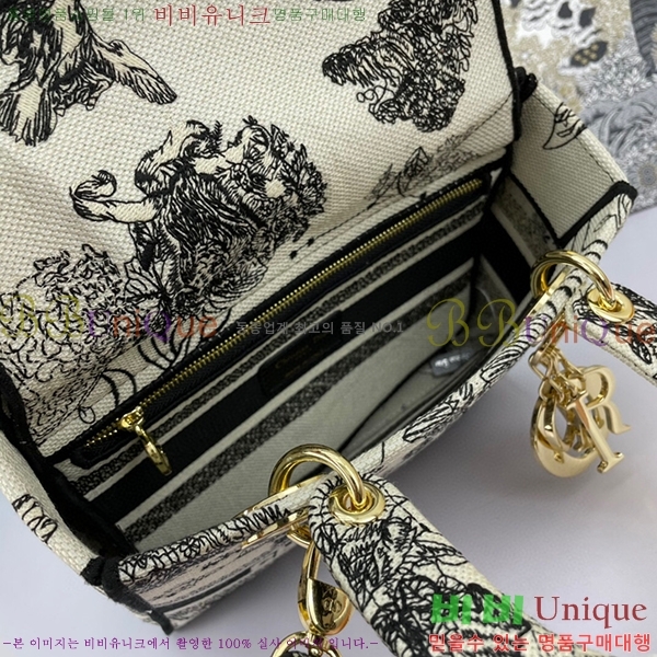 ST ��� ���̵�� M8002-9