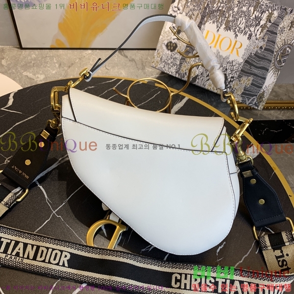 ��� ����� DRW298539-4