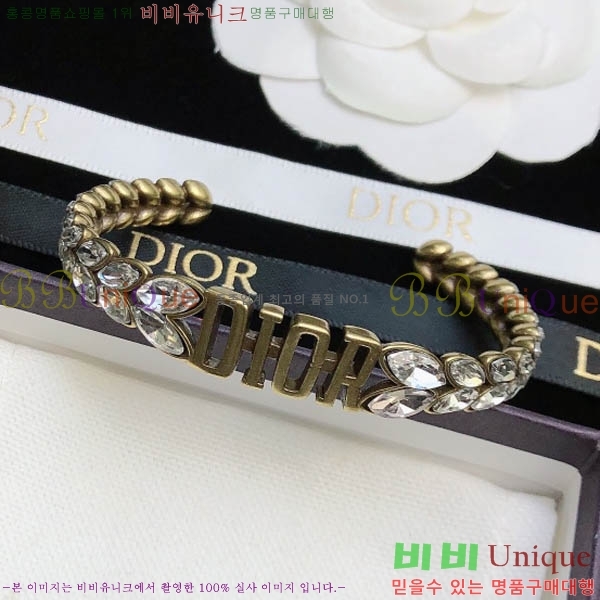 ��� ���� D145910