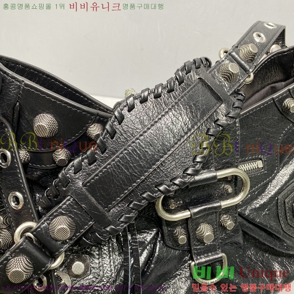 #�߷��þư� LE CAGOLE �� ī�� ����� 92345-939