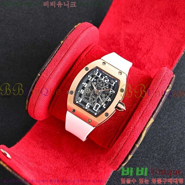 ������ �� RM67-01 �ð� EYT28123-1