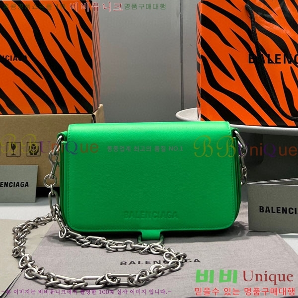 #�߷��þư� BONDAGE ü�� ����� 669728-101