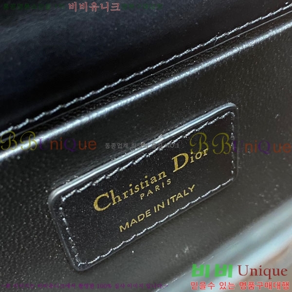 #��� 30 ���״� �̽�Ʈ ����Ʈ ü�ι� M9334-204