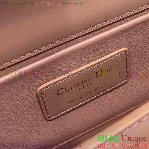 #��� 30 ���״� �̽�Ʈ ����Ʈ ü�ι� M9334-202