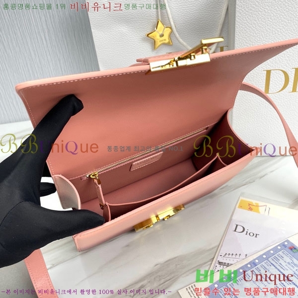 #��� 30 �����ι� M9203-300