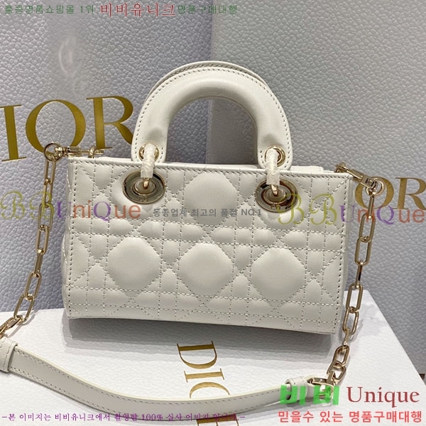 #��� ���̵� �� ���̹� �̴� M0541-104