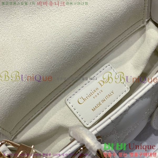 #��� ���̵� �� ���̹� �̴� M0541-104