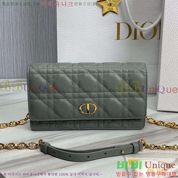 #��� ī�� �� �Ż� 90018-101