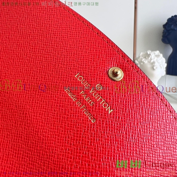 #���̺��� ���׷� ĵ���� ���и� ���� ������ M60696-104