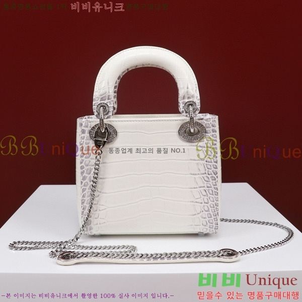 #��� ���̵�� �̴� M050566-107