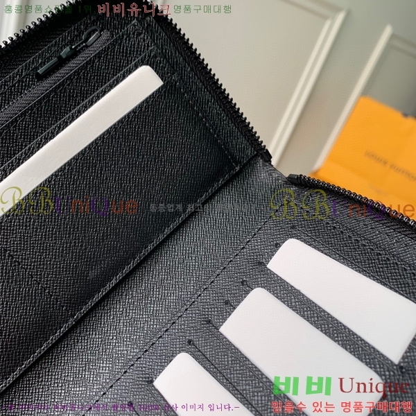 #���̺��� LV X YK ����Ʈ Ŭ�� �������� M81929-100