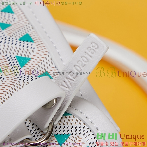 #���ߵ� ������ Ŭ�����ξ� GV52562-101