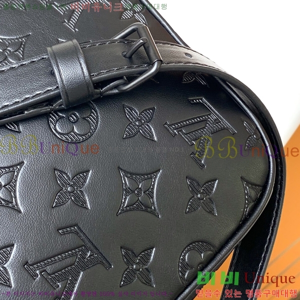 ���̺��� �ٴ��� ���� M44972-2