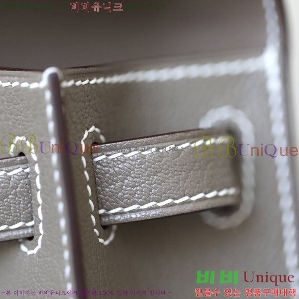 #�����޽� �̸��� 19������ HE58411251-8(���긣����)