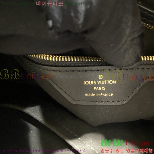 #���̺��� LV Ʈ���� M46659-101