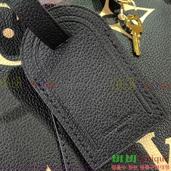 #���̺��� Ű�� �ݵѸ��� 45 ���׷� �������� M46670-101