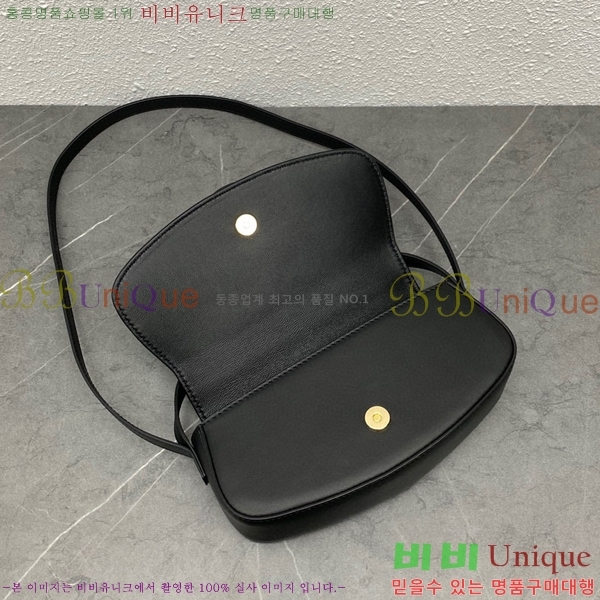 ������ �̴� ����� 22CE2298-513