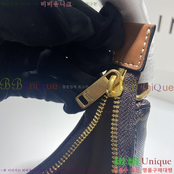 ������ Ʈ������ �ƹٹ� 26CE239652-4