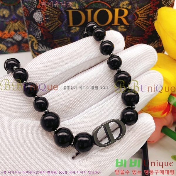 ��� ����� 6D24142-5