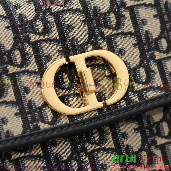 #��� 30 ������ ���� �� M303000-4