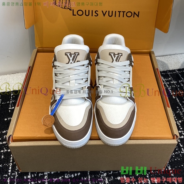 ���̺��� LV Ʈ���̳� ����Ŀ�� 48L2412434-7