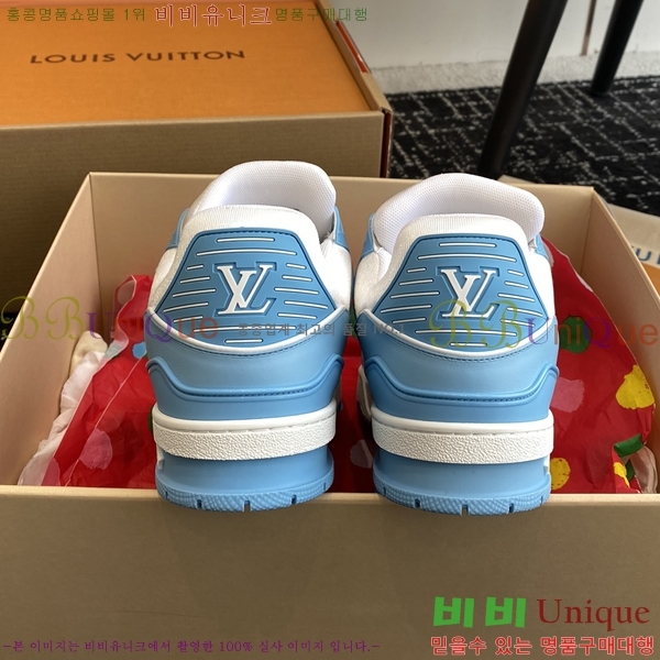 ���̺��� LV Ʈ���̳� ����Ŀ�� 48L2412435-5