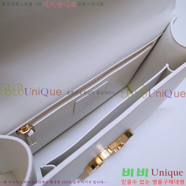 #��� 30 �����ι� M9203-664