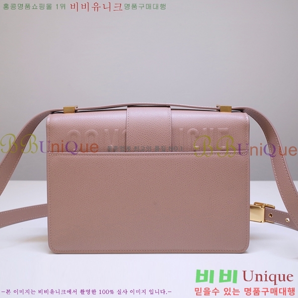 #��� 30 �����ι� M9203-208