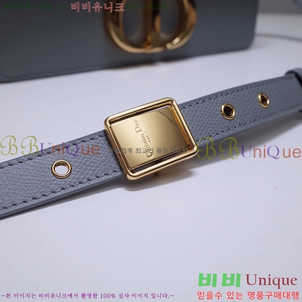 #��� 30 �����ι� M9203-662