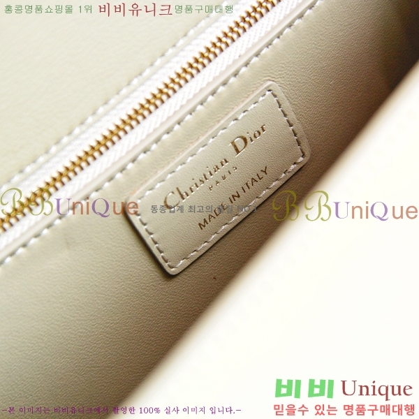 #��� 30 �����ι� M9203-104