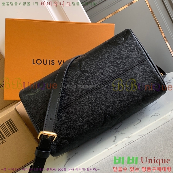 #���̺��� ���ǵ� �ݵѸ��� 25 M58951-1001