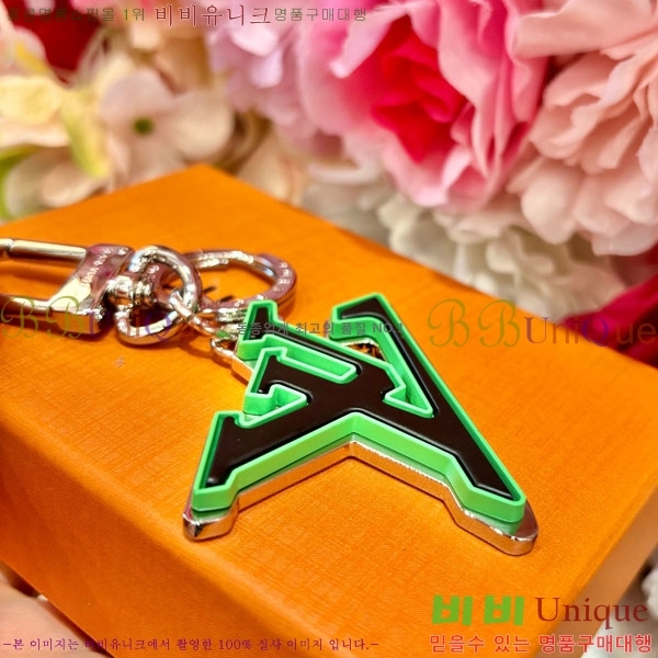 ���̺��� �� �� & ŰȦ�� 60M244550-4