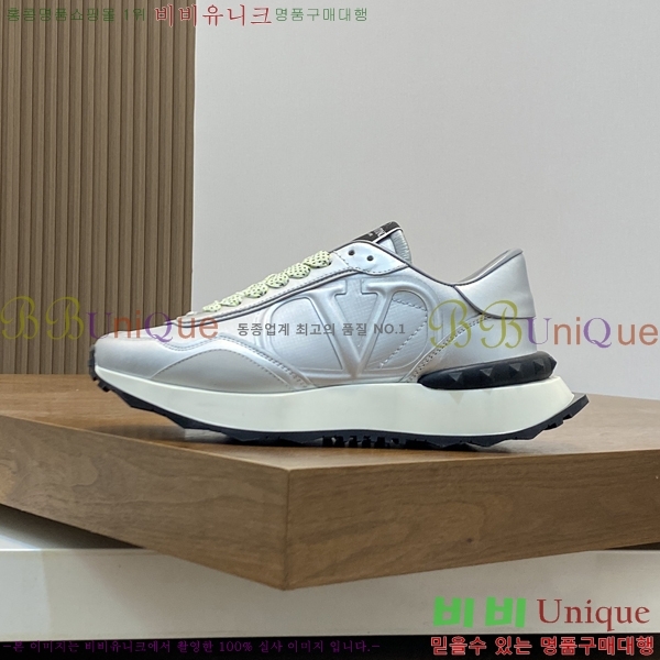 ���� �߷�Ƽ�� ����Ŀ�� 40VA24515-8-5