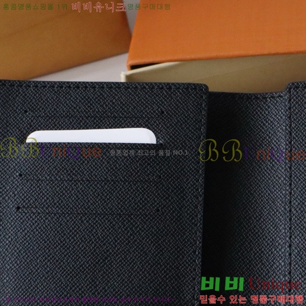 #���̺��� �н���Ʈ Ŀ�� �������� M83479-103