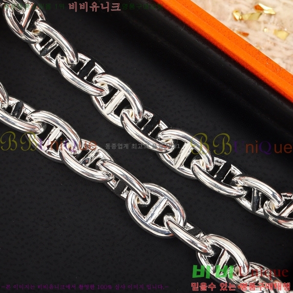 �����޽� ����� HE00126-3