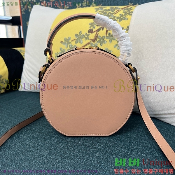 #�߷�Ƽ�� �ñ״�ó V�ΰ� ���� �̴� ũ�ν��� 4W2P0AC2-101