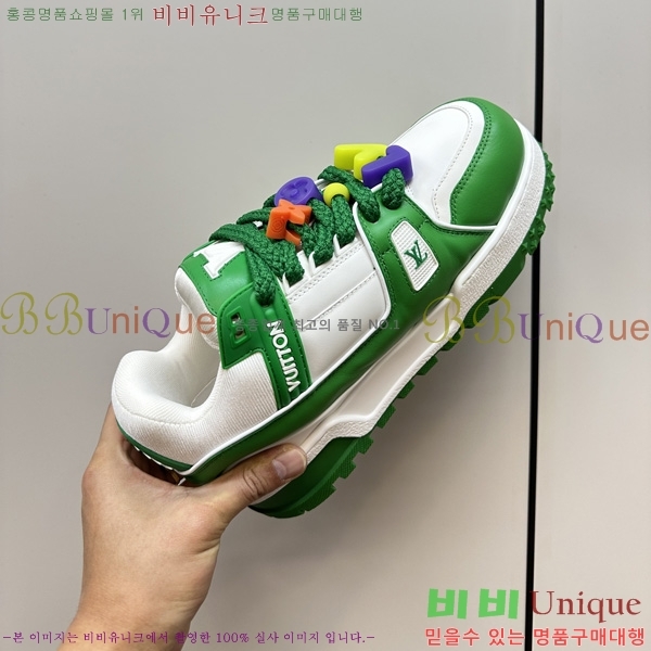 ���̺��� LV Ʈ���̳� ����Ŀ�� 41L2461814-4