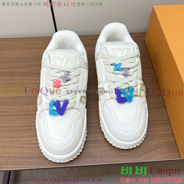 ���̺��� LV Ʈ���̳� ����Ŀ�� 41L2461814-3