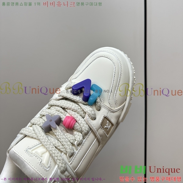 ���̺��� LV Ʈ���̳� ����Ŀ�� 41L2461814-3