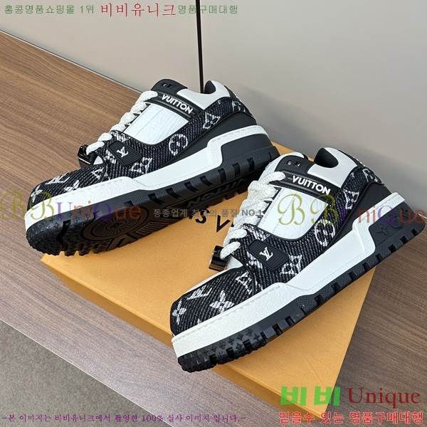 NEW LV Ʈ���̳� �ƽ� ����Ŀ�� 41L2461814-7