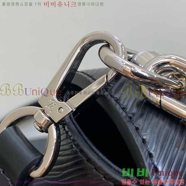 #���̺��� Ʈ����Ʈ MM M24043-102