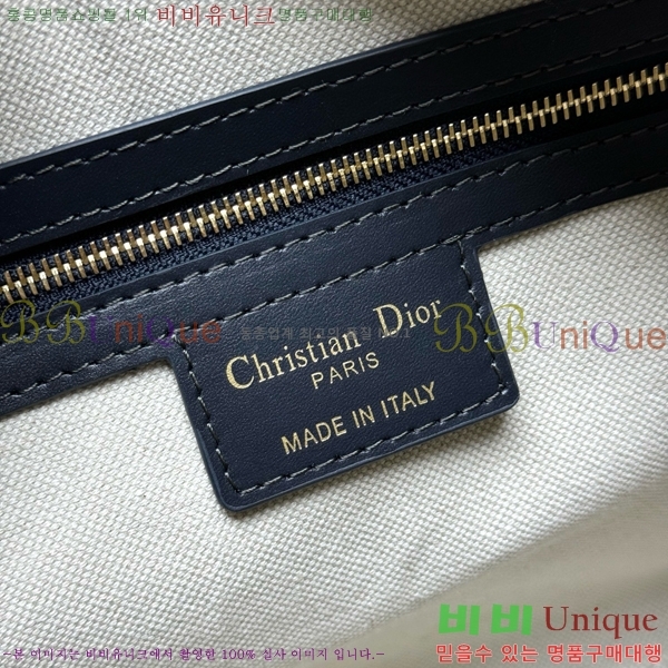 #��� �׷�� 25 �� ���� ��ī�� M1365-101