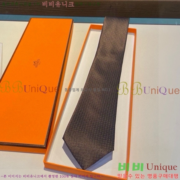 #�����޽� ��Ÿ�� HE555582-1