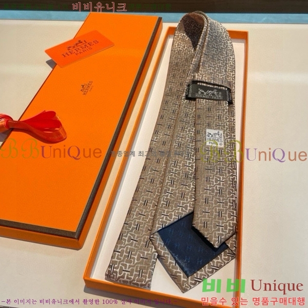 #�����޽� ��Ÿ�� HE555582-5