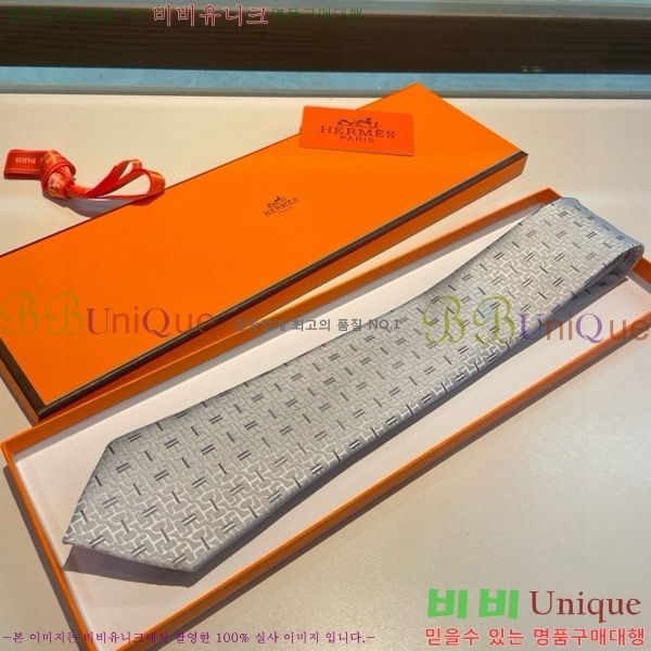 #�����޽� ��Ÿ�� HE555582-6