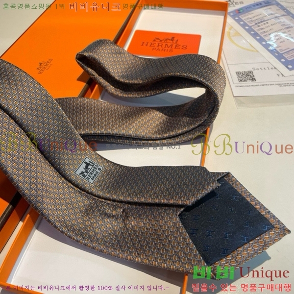 #�����޽� ��Ÿ�� HE555582-9