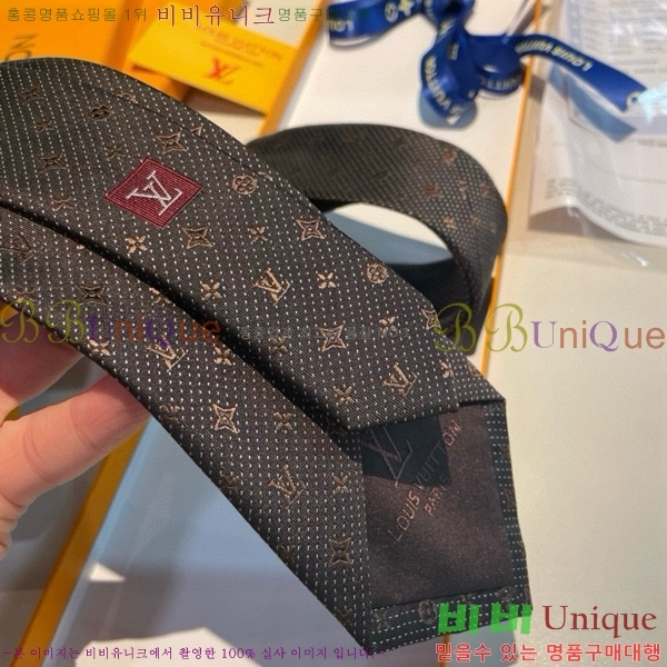 #���̺��� ��Ÿ�� LV95562-7