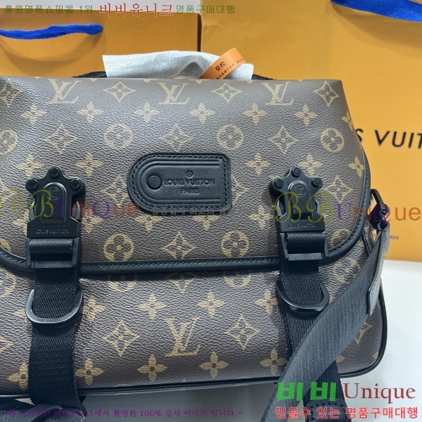 #���̺��� Ʈ���� �޽��� M46972-200